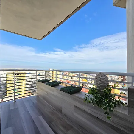 Special Sky - Sea & Mountain Views- Center Apartment Torremolinos