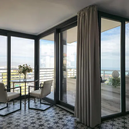 Appartement Special Sky - Sea & Mountain Views- Center